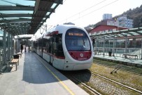 Samsun'da Tramvaylar 4 Ayda 7 Milyon 350 Bin Yolcu Tasidi