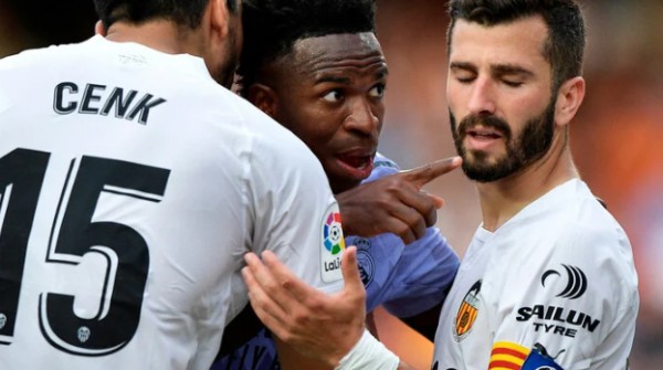 Valencia - Real Madrid maçında ırkçılık skandalı: Vinicius Jr. isyan etti