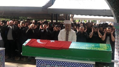 6 Cana Umut Olan Mert'in Cenaze Namazi Kilindi