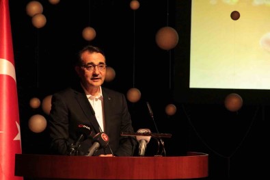 Bakan Dönmez; 'Eskisehir'imizde De 20 Yilda Egitim Alaninda 800 Milyon Liralik Bir Yatirim Yapmis'