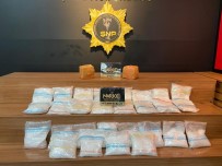 Sanliurfa'da Durdurulan Araçta Uyusturucu Ele Geçirildi