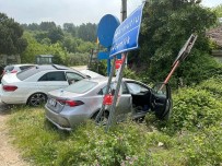 Yalova'da Trafik Kazasi Açiklamasi 2 Yarali Haberi