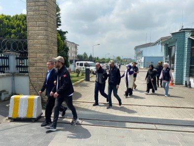 Düzce'de FETÖ Operasyonu Açiklamasi 5 Gözalti