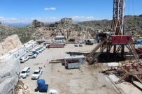 Sirnak'ta Günlük 15 Bin Varil Petrol Çikacak Yeni Kuyu