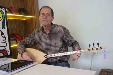 61 Yasinda Liseye Basladi, 65 Yasinda Üniversite Sinavlarina Girdi