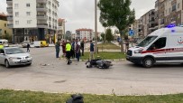 Aksaray'da Otomobil Ile Motosiklet Çarpisti Açiklamasi 2 Yarali