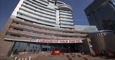 CHP Genel Merkezi'nde yas var! Konuşma için getirilen TIR da geri götürüldü! İmamoğlu ve Yavaş hiç ortada yok...