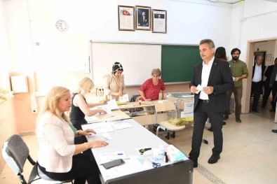 Mamak Ikinci Tur Için Sandik Basinda