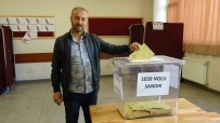 Yüksekova'da Oy Kullanma Islemi Devam Ediyor Haberi