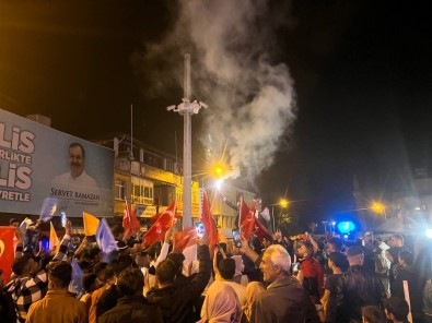 Erdogan'in Zaferi Kilis'te Coskuyla Kutlandi