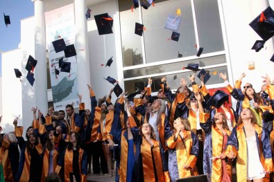 MSKÜ Bodrum GSF'de Mezuniyet Töreni