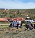 Cenaze Çikisi Kabusu Yasadilar Açiklamasi Otomobil Kalabaliga Daldi, 6 Kisi Yaralandi