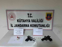 Kütahya'da Jandarmanin Nisan Ayindaki Uyusturucu Operasyonlarinda Yakalanan 56 Süpheliden 5'I Tutuklandi