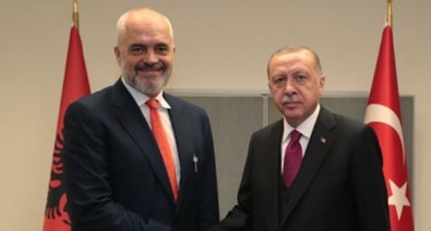 Arnavutluk Başbakanı Edi Rama‘dan Başkan Erdoğan’a tebrik