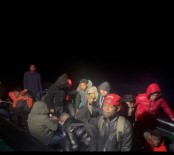 Ayvalik Açiklarinda 25 Düzensiz Göçmen Kurtarildi