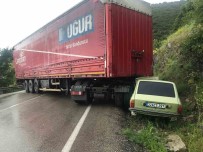 Egirdir'de Tir Otomobile Çarpti Açiklamasi 2 Yarali Haberi