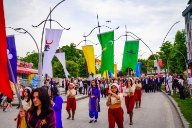 Istanbul'un Fethinin 570'Inci Yil Önümü Erbaa'da Coskuyla Kutlandi