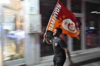 Kars'ta Galatasaraylilar Sokaklara Döküldü Haberi