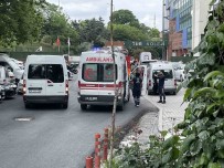 Küçükçekmece'de Bir Özel Okulda Deney Sirasinda Patlama Yasandi Açiklamasi 5 Ögrenci Yaralandi