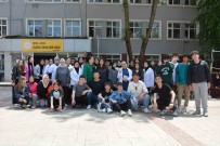 Ögrenciler, Hazirladiklari Gösteri Ve Etkinliklerle Fetih Coskusunu Okulda Yasatti