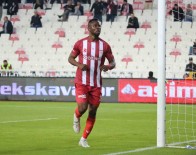 Sivasspor'da Leke James Gol Sayisini 4'E Çikardi Haberi