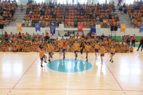 Darica'da Çocuklar Yaz Spor Okullarinda Eglenecek Haberi