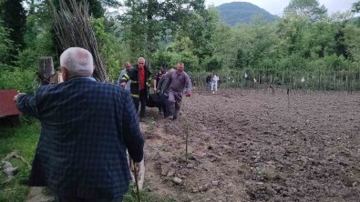 Düstügü Su Kuyusunda Ölen Kadinin Cenazesi Morga Kaldirildi