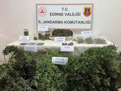 Edirne'de Uyusturucu Operasyonu Açiklamasi 3 Gözalti