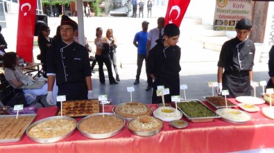Tunceli'de Yöresel Yemek Tanitim Etkinligi Düzenlendi