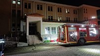 70 Ögrencinin Kaldigi Yurtta Yangin Çikti, Ögrenciler Geceyi Okulda Geçirdi Haberi