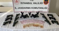  İSTANBUAL SON DAKİKA - İstanbul'da kaçakçılık operasyonu