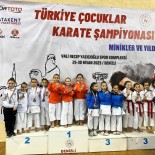 Kütahyali Çocuklardan Türkiye Karate Sampiyonasinda 6 Birincilik, 2 Ikincilik, 7 Üçüncülük