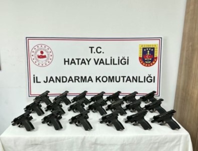 Silah Kaçakçilarinin Oyununu Jandarma Bozdu