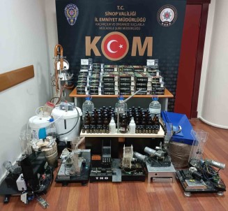 Sinop'ta Sahte Alkol Ve Kaçak Sigara Operasyonu