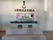 Baskale'de 7 Kilo 500 Gram Uyusturucu Ele Geçirildi