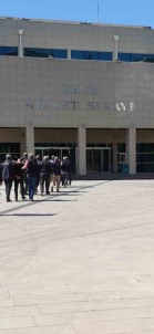 Kilis'te Terör Örgütü DEAS Operasyonunda Yakalanan 5 Zanlidan 3'Ü Tutuklandi