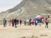 Yusufeli Yeni Yerlesim Yerinden Hava Ambulansi Ilk Sevk Yapti