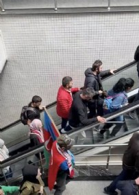  AK PARTİ MİTİNGİ - Atatürk Havalimanı'ndaki yürüyen merdiven ile asansorleri çalışmıyor