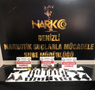 Uyusturucu Operasyonunda 15 Süpheli Tutuklandi