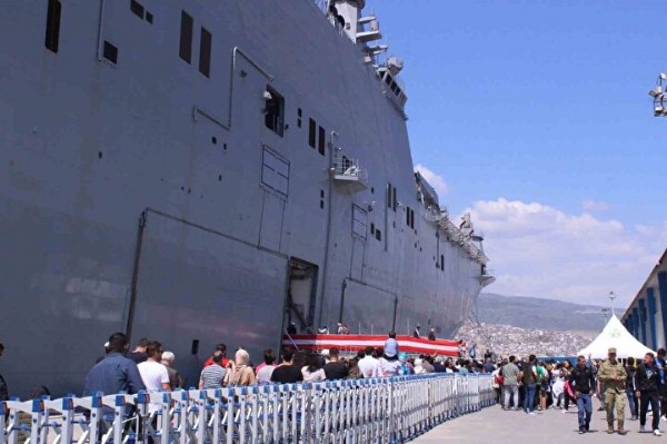 TCG Anadolu'ya 4'üncü günde de yoğun ilgi