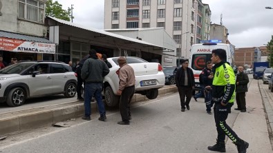 Otomobil Ile Minibüs Çarpisti Açiklamasi 1 Yarali