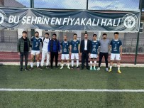 Arif Toker Futbolculuk Kariyerini Noktaladi Haberi