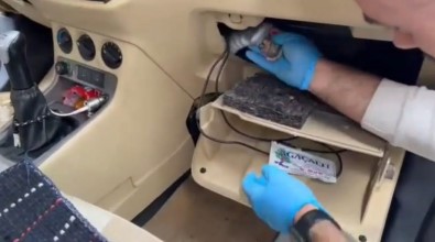 Otomobilin Her Yerinden Uyusturucu Çikti