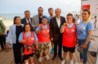 6 Ülkenin Katildigi Down Plaj Futbol Festivali Kibris'ta Yapildi Haberi