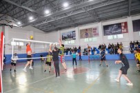 Baskale'de Voleybol Turnuvasi Sona Erdi Haberi