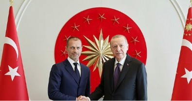 Başkan Erdoğan UEFA Başkanı Aleksander Ceferin ile görüştü!