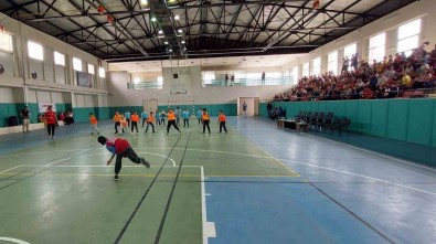 Unutulan Çocuk Oyunlari Kirsehir'de Yeniden Hayat Buluyor