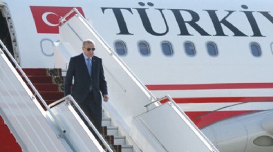 Cumhurbaşkanı Erdoğan ilk yurt dışı ziyaretini gerçekleştirmek üzere KKTC'ye gitti