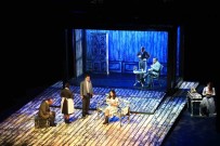 Denizlililer, Tiyatro Festivali'ne Akin Etti