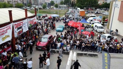 Modifiye Araç Festivali'nde Sokaklar Doldu Tasti